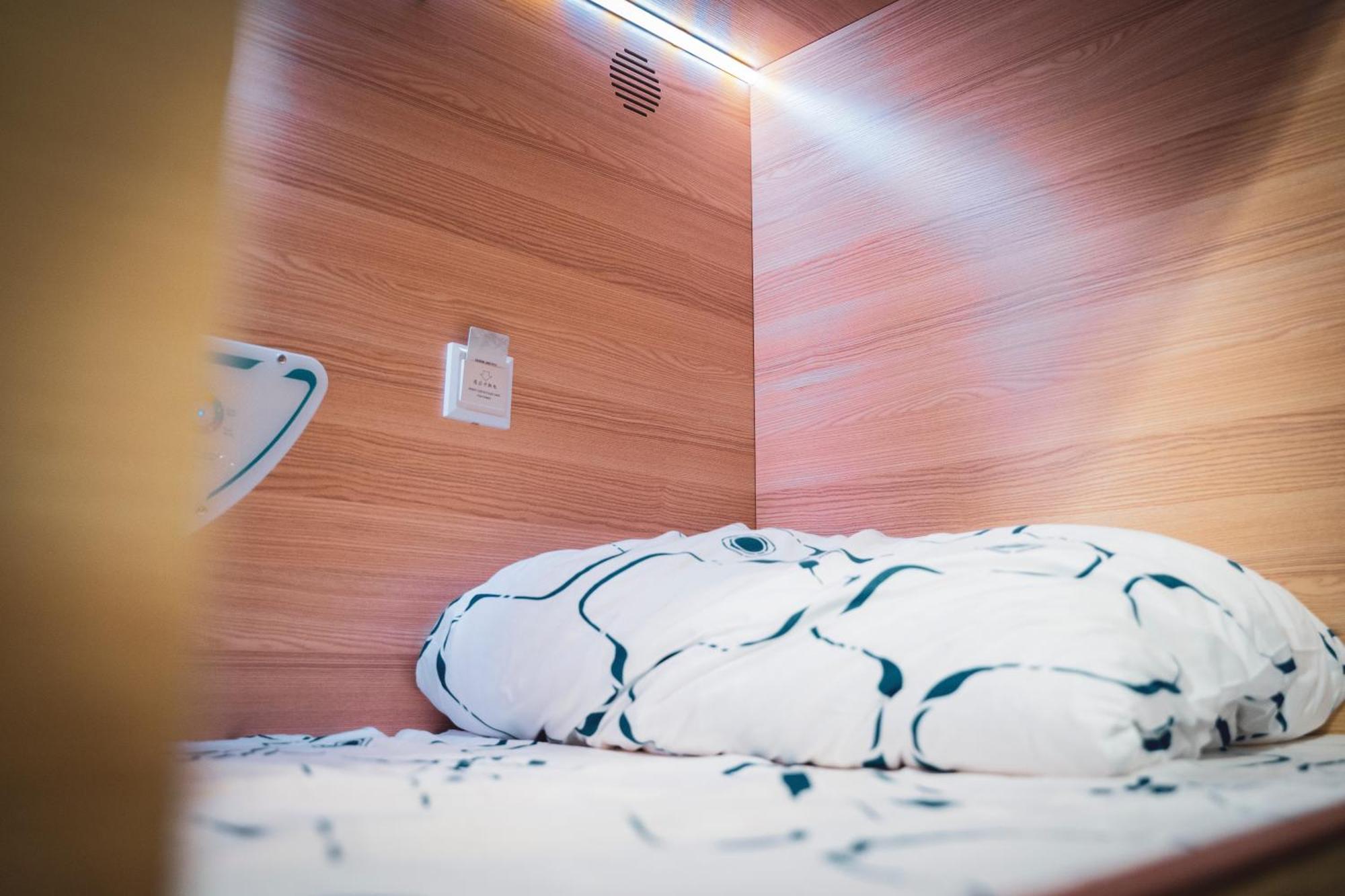 Gallery Hostel Madrid Residencia Εξωτερικό φωτογραφία