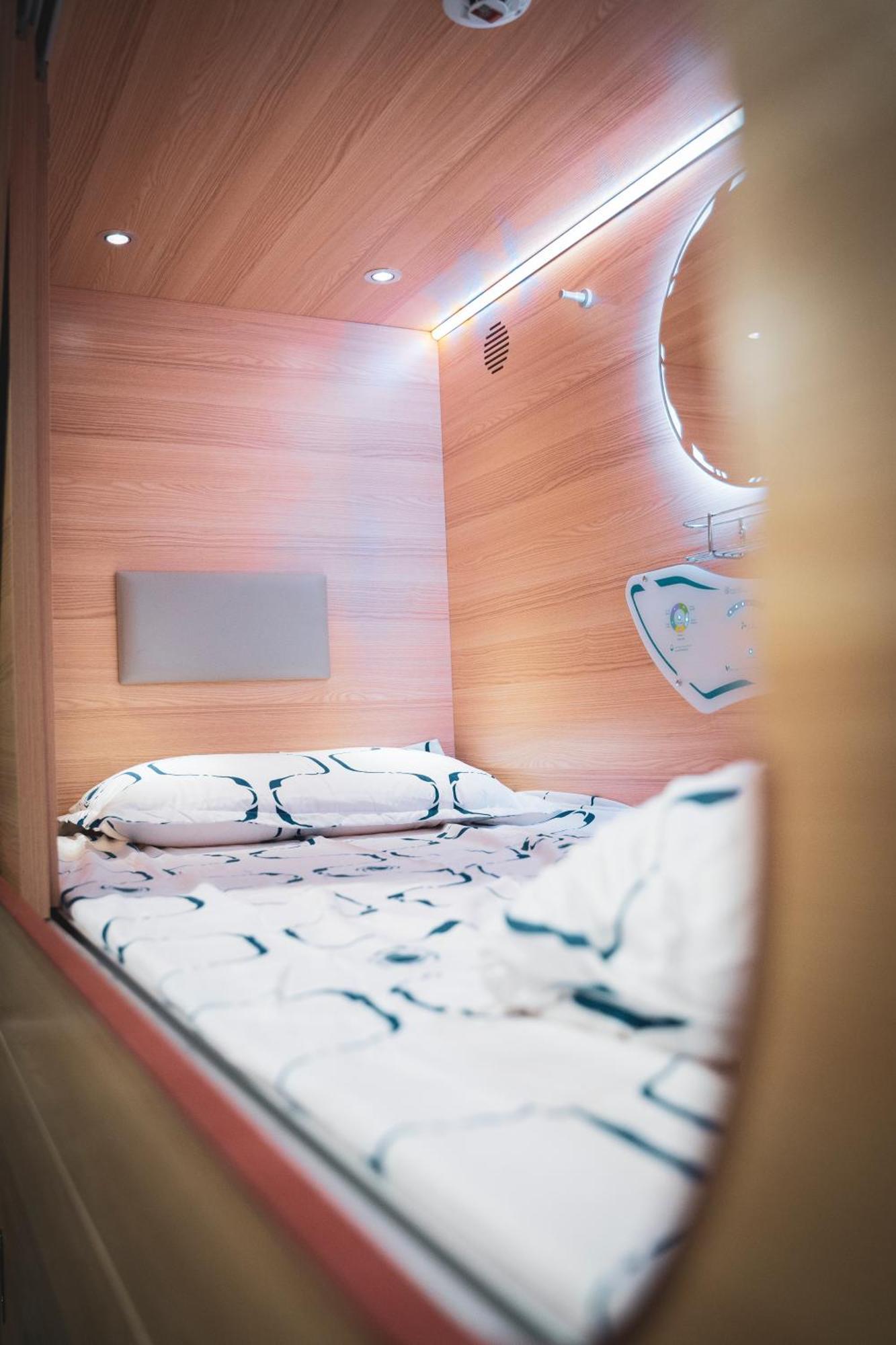 Gallery Hostel Madrid Residencia Εξωτερικό φωτογραφία